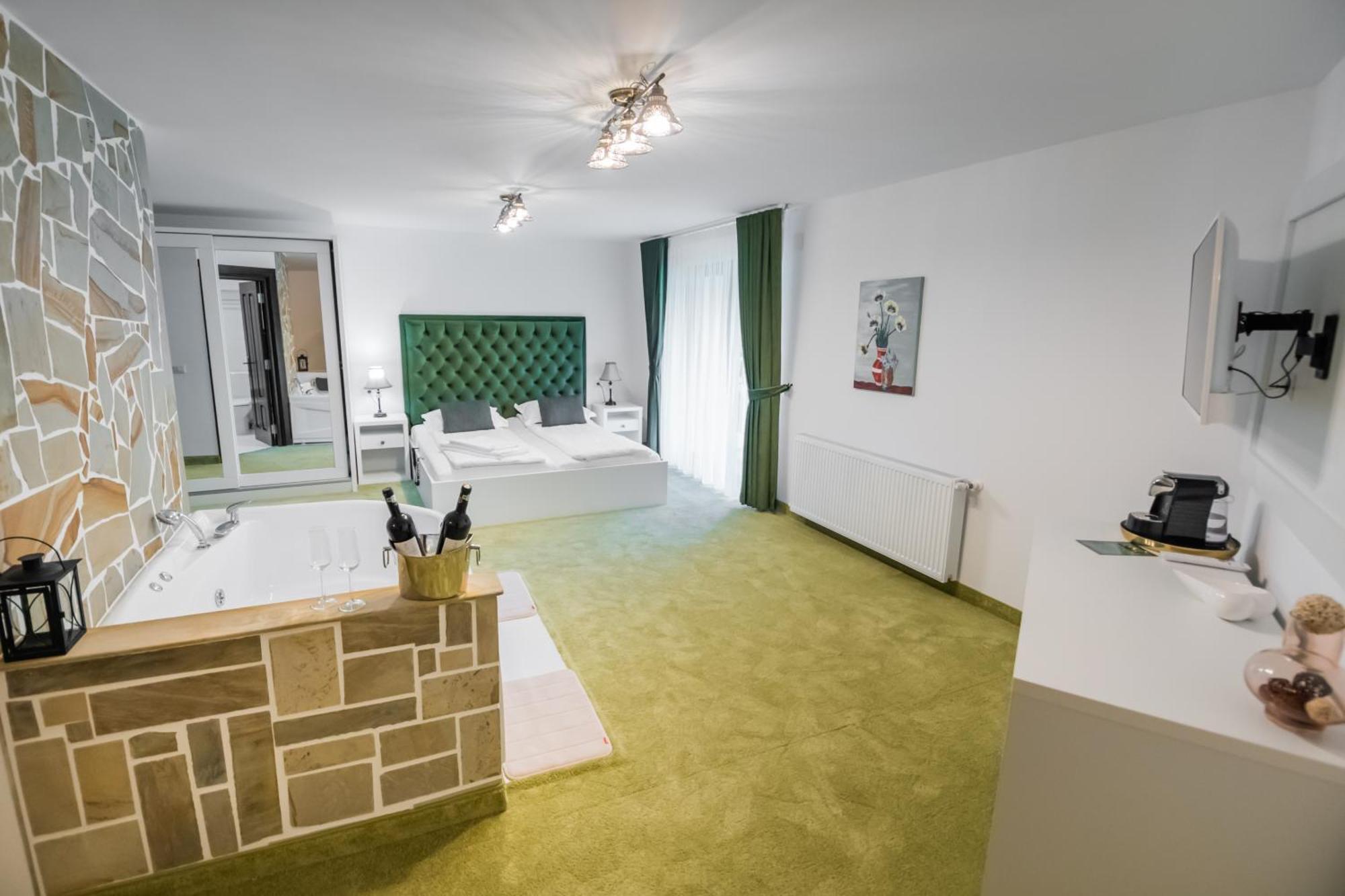 Somara Otel Gainesti Dış mekan fotoğraf