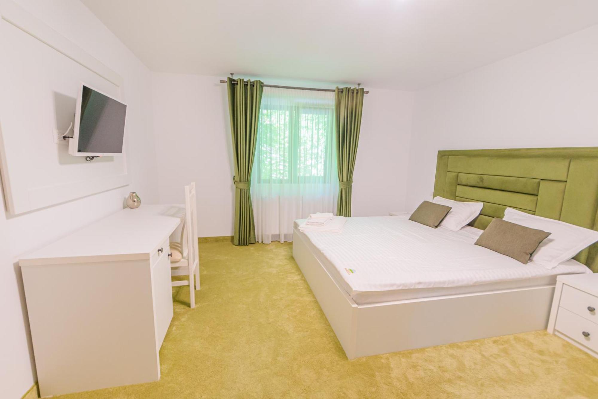 Somara Otel Gainesti Dış mekan fotoğraf